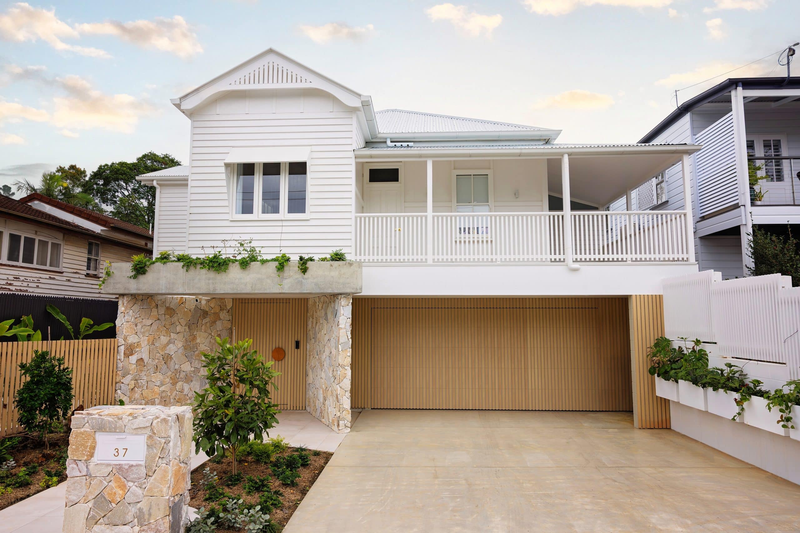 Brisbane renovation builders, Gold Coast renovation builders, high-end home renovations, luxury home renovations Brisbane, luxury home renovations Gold Coast, Brisbane home extensions, Gold Coast home extensions, custom home builders Brisbane, custom home builders Gold Coast, award-winning builders Brisbane, award-winning builders Gold Coast, sustainable home renovations, coastal home renovations Gold Coast, modern home design Brisbane, modern coastal home design Gold Coast, architectural home renovations Brisbane, luxury coastal homes Gold Coast