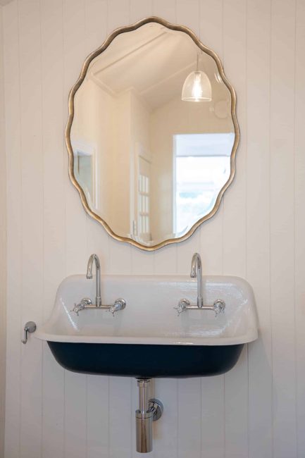 Brisbane renovation builders, high-end home renovations, Brisbane home extensions, custom home builders Brisbane, award-winning builders Brisbane, sustainable home renovations, modern home design Brisbane